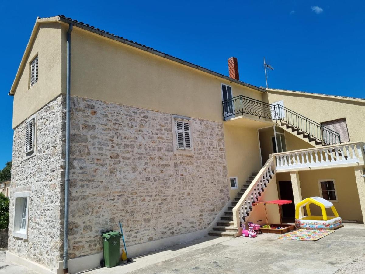 סבטי פיליפ אי ג'קוב Apartmani Barbarosa מראה חיצוני תמונה