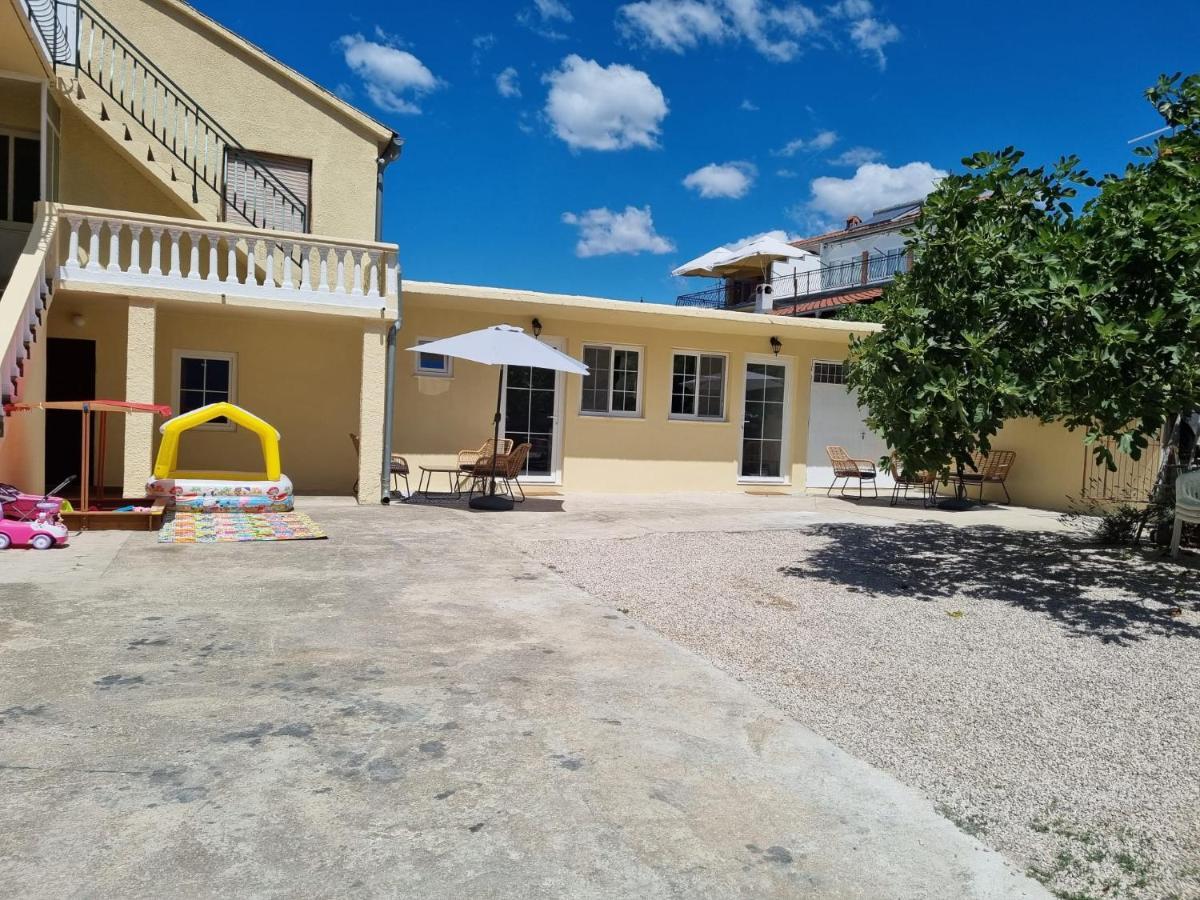 סבטי פיליפ אי ג'קוב Apartmani Barbarosa מראה חיצוני תמונה